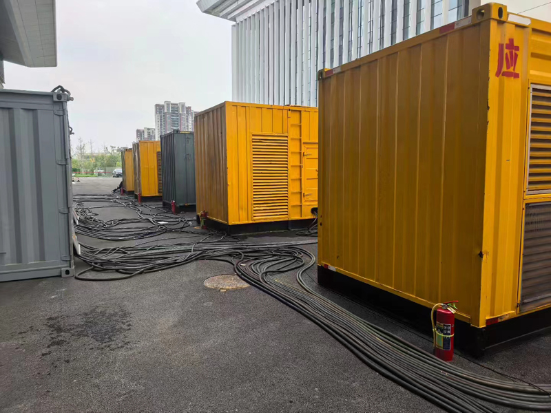 泸定不同季节柴油发电机组保养有哪些注意事项？